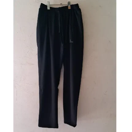 Pantaloni trening